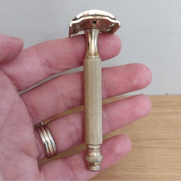Vintage 1940s Gillette Gold Tone Ball End Safety Razor 3 Piece - Picture 3 of 9